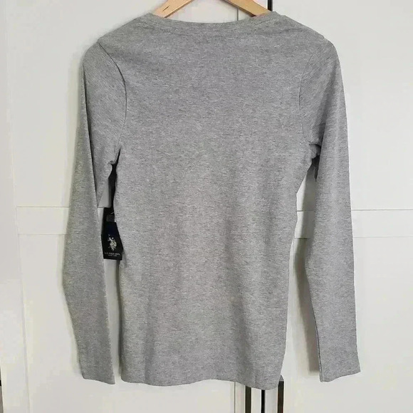 🌴2/$25🌴U.S Polo Assn.Grey Long Sleeve Shirt - Picture 2 of 2